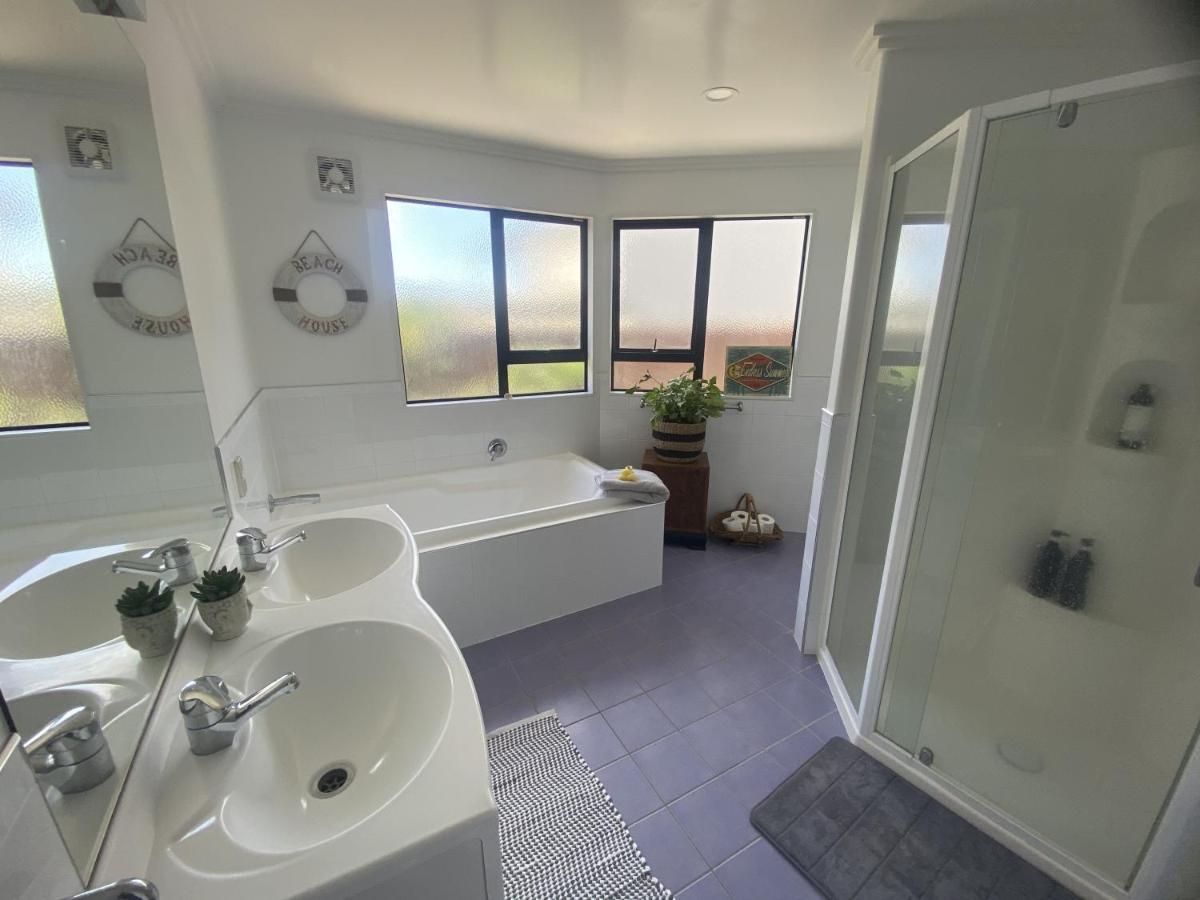 דירות מאונט מאונגאנוי Superb Beachside Location, Private And Tranquil מראה חיצוני תמונה